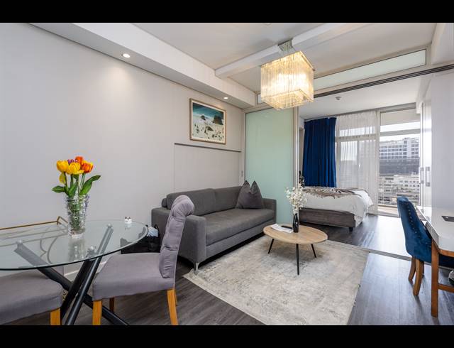 1 BEDROOM APARTMENT FOR SALE IN CAPE TOWN CITY CENTRE